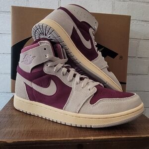 Stylish Purple and Grey High-Top Nike Jordan Zoom